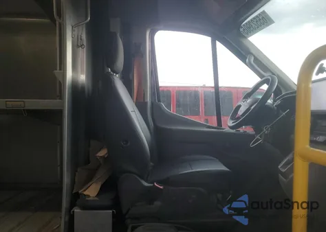 2021 Ford Transit T-350 Hd from USA, damaged, VIN 1FDDF6P82MKA83239